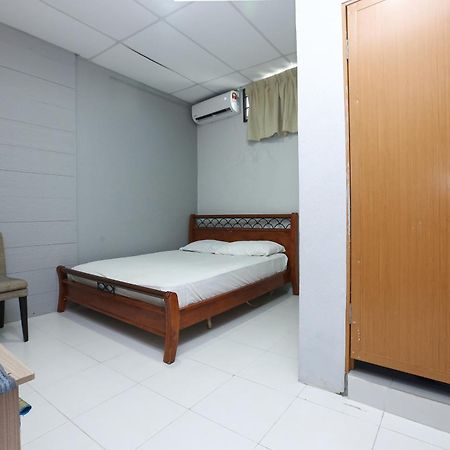 Spot On 89796 D'Noor Budget Inn Kota Bharu Exterior photo